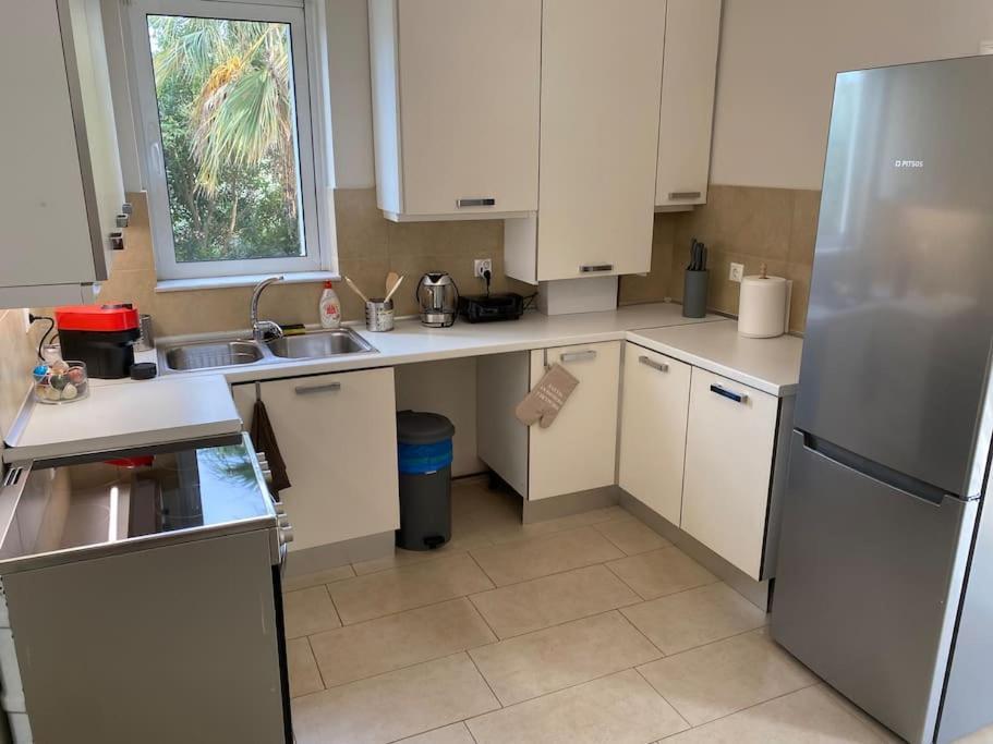 Classy 3Br With 2 Bathrooms Apartment In Marousi Athens Ngoại thất bức ảnh
