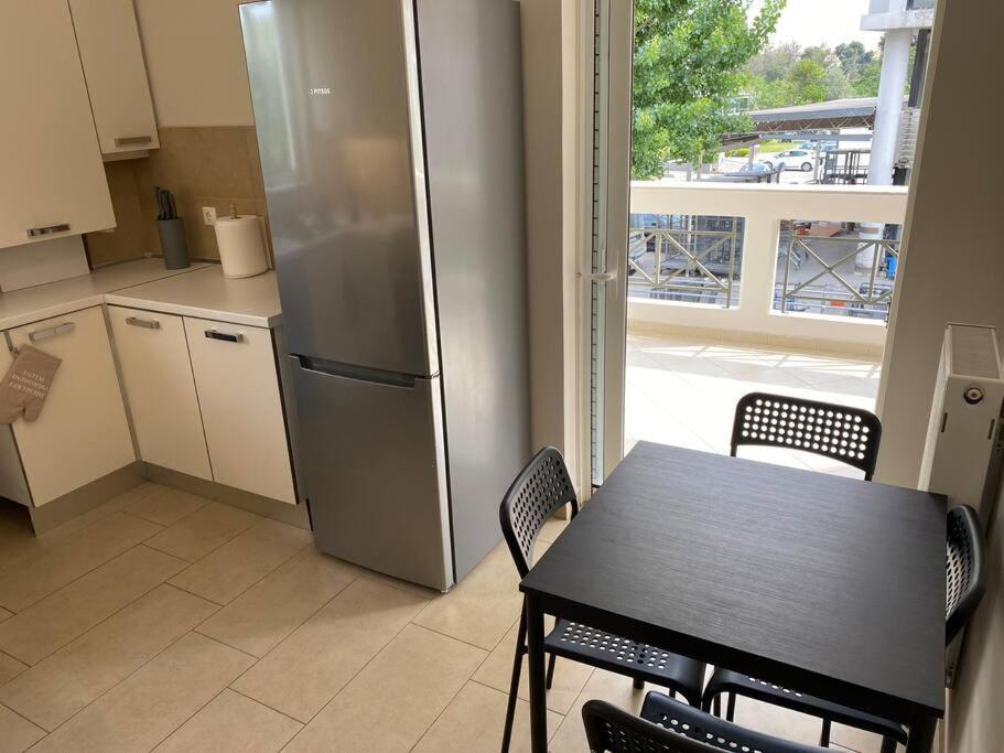 Classy 3Br With 2 Bathrooms Apartment In Marousi Athens Ngoại thất bức ảnh