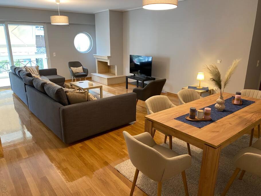 Classy 3Br With 2 Bathrooms Apartment In Marousi Athens Ngoại thất bức ảnh